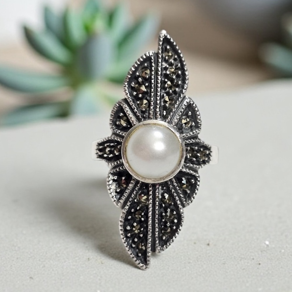 Vintage Judith Jack Sterling Silver Marcasite & Mabe Pearl Statement Ring Size 8